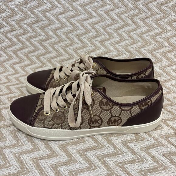 Micheal Kors Women’s Shoes City Sneakers Logo Print - Picture 3 of 9